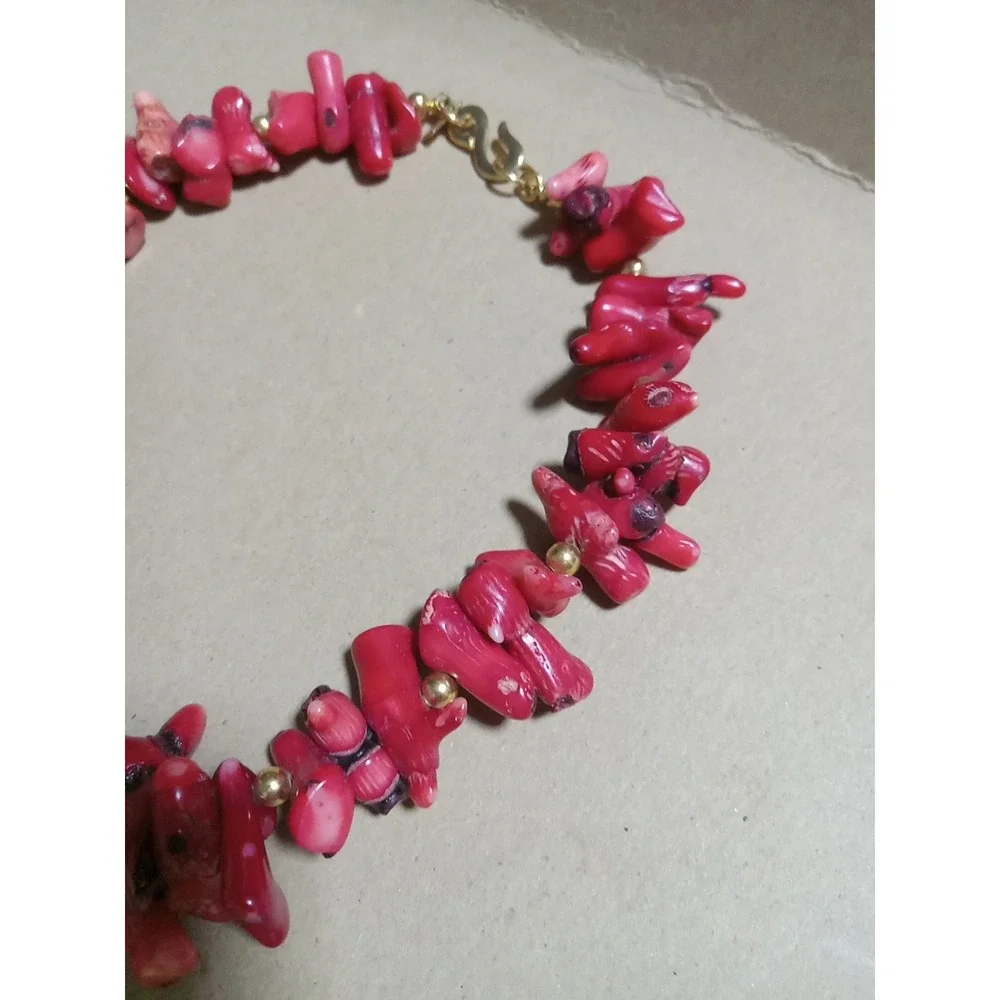 Kenneth Lane Design Vintage Red Coral‎ Natural Varied Size Stones 15